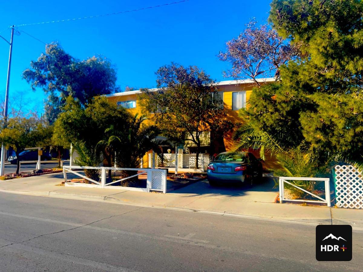 The Yellow Penthouse Llc Las Vegas Exterior foto